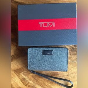 TUMI Wristlet with Box
